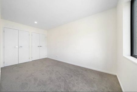 New Modern 3-Bedroom Townhouse w/ Internal Garage - Photo 3