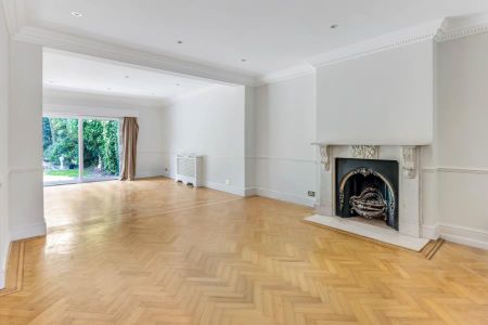 4 bedroom terraced house to rent - Photo 3