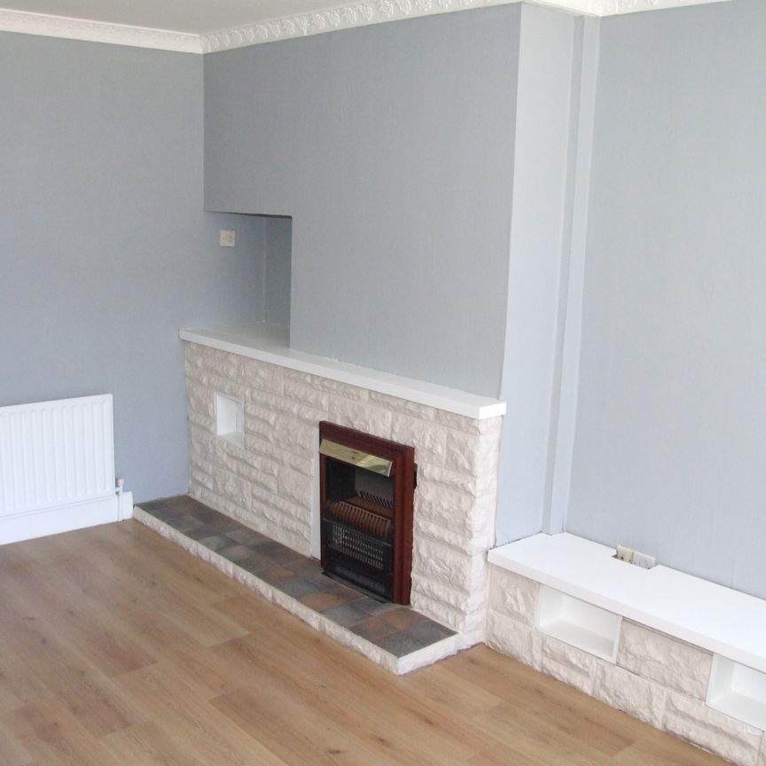 21 Slievecool Park, Lurgan, BT66 8NJ - Photo 1