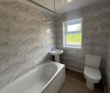 2 bedroom semi-detached house to rent - Photo 6