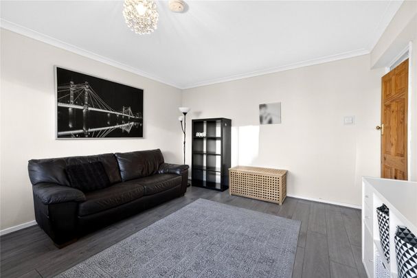 Chippendale House, Churchill Gardens, London, SW1V 3BX - Photo 1