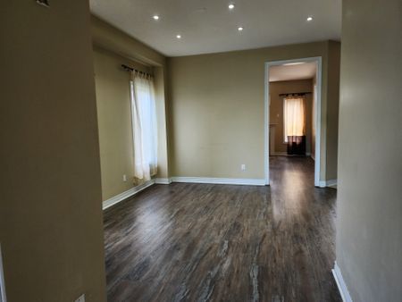 For Lease - 65 Pefferlaw Circle Unit# Upper, Brampton, Ontario - Photo 3