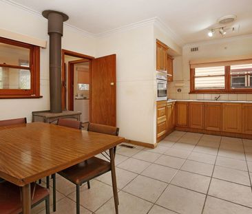 Charming 3-Bedroom Home with Natural Light & Floorboards in Reservoir - Photo 4