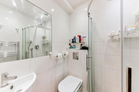 Studio to rent - Photo 5