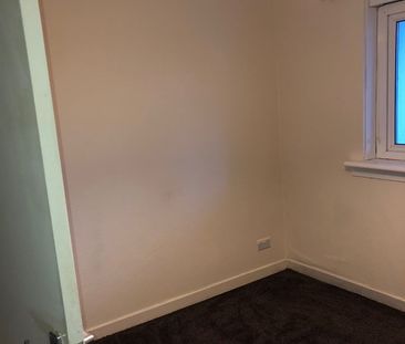 1 Bed Flat, Alan Breck Gardens, EH4 - Photo 5