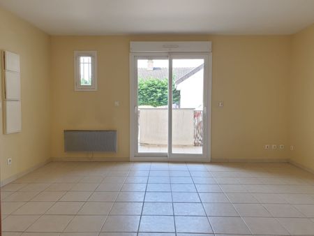 Location Appartement 1 pièce 30m² - Photo 4