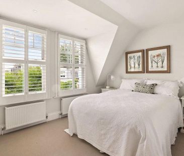 6 bedroom end of terrace house to rent - Photo 4