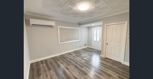 Amazing Home in South Kalgoorlie! - Photo 1