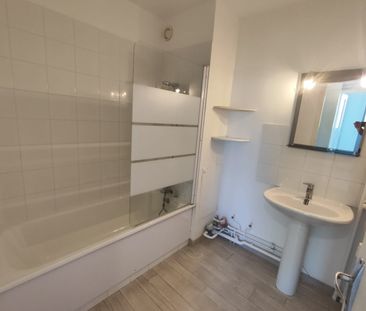 Location Appartement 2 pièces 49m² NUITS ST GEORGES 21700 - Photo 4