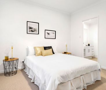 Chic and trendy apartment. - Photo 2