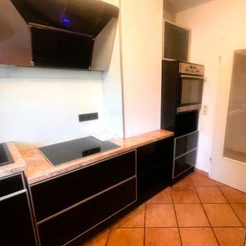 Ideal für 1-2 Personen! Ausgefallene 3-Zimmer-Dachgeschoßwohnung mit Balkon in ländlicher Umgebung - Foto 1