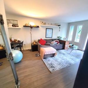 3 month sublet beautiful 1 bedroom 1 bathroom - Photo 2