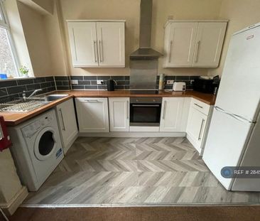 1 bedroom in a house share to rent - Photo 6