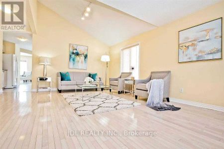 108 MELBOURNE DRIVE - Photo 4