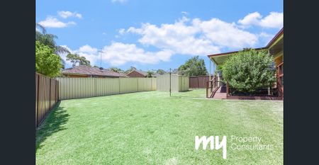 Perfect Family Home! - Photo 3