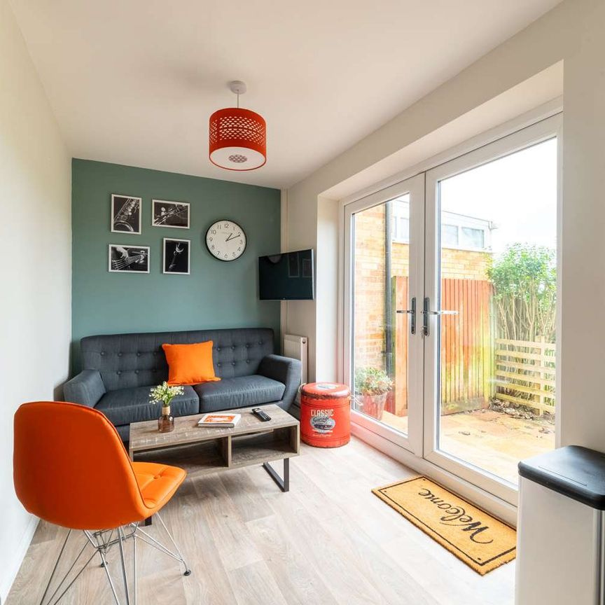 Relaxing 'Garden' House with Beautiful views & Peaceful Surroundings Room 5 - Photo 1