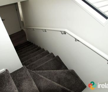 Modern Unit in Fabulous Location - Photo 5