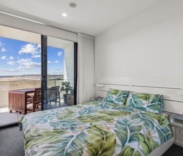 2 Bed | 1 Bath | 1 Car | Unit | EER 9.4 - Photo 3