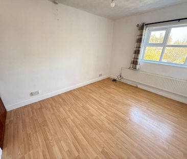 2 bedroom cottage to rent - Photo 2