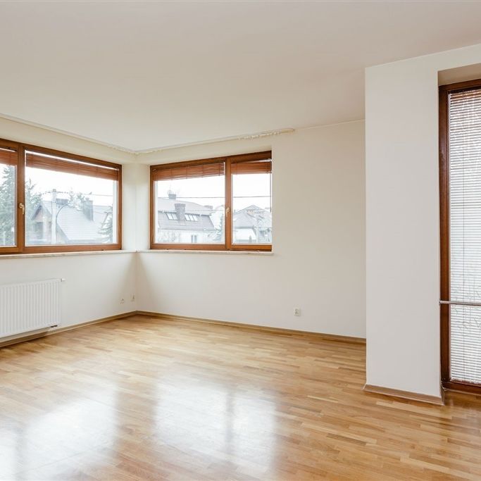 Wilanów Niski, dom 360m2, 5 sypialni - Photo 1