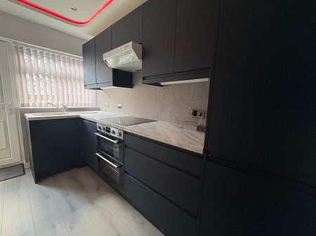 Upland Drive, Ashton In Makerfield, , UK - Photo 3