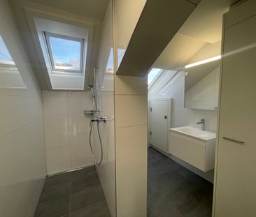Wohnen mit Charakter: Stilvolle Dachwohnung im Herzen von Zürich - Photo 4