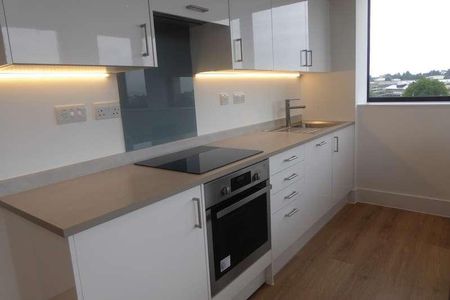 Hanover House, Kings Road, Reading, RG1 - Photo 2