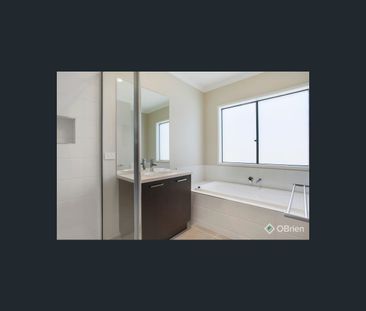 22 Blacksmith Way, Clyde North, Vic 3978 - Photo 2