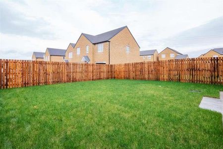 Springfield Meadows, Bolsover, S44 - Photo 3