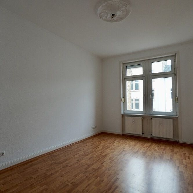 Attraktive 3-Zimmer-Wohnung in zentraler Innenstadtlage von Wiesbaden - Photo 1