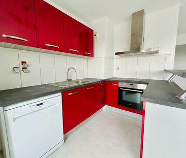 Location Appartement 2 pièces TOURNON SUR RHONE 07300 - Photo 4