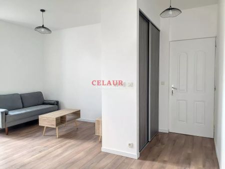Bel appartement meublé entièrement renové - Photo 2