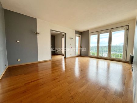 Location Appartement 3 pièces 68m² DEVILLE LES ROUEN 76250 - Photo 2