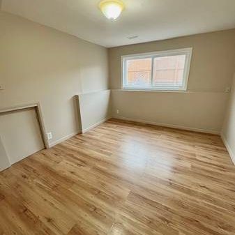 Spacious 5-Bedroom Family Home - Photo 1