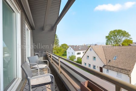 Moderne Dachgeschosswohnung mit großer Loggia und Balkon in Senden-Ay! - Photo 5