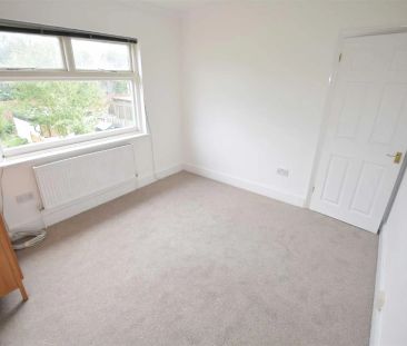 Essex Road, Borehamwood, Hertfordshire, WD6 1BP - Photo 4