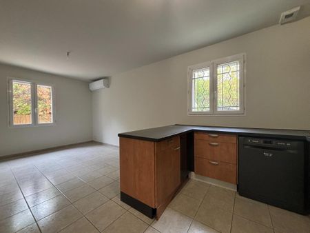 Location Maison 4 pièces 83m² AVIGNON 84000 - Photo 2