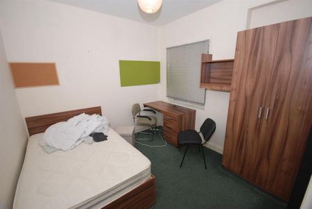 5 bedroom house to rent - Photo 4