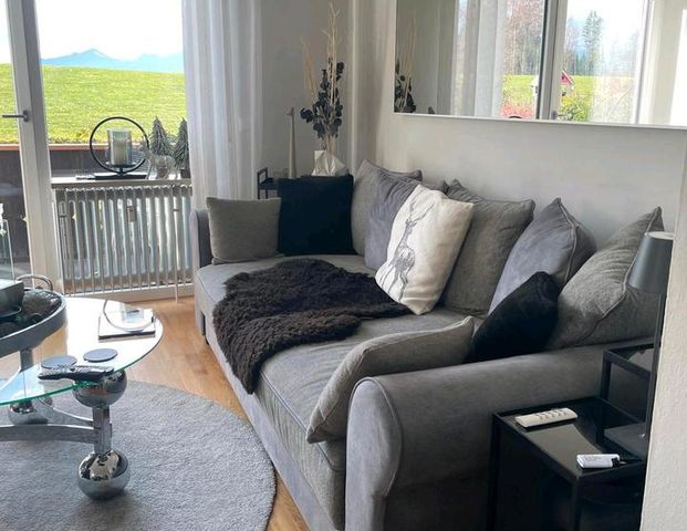 Helle 3-Zi- Wohnung mit Bergblick vom Balkon - Photo 1