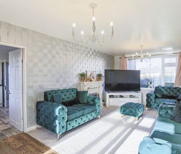 Asket Avenue, Leeds - Photo 1