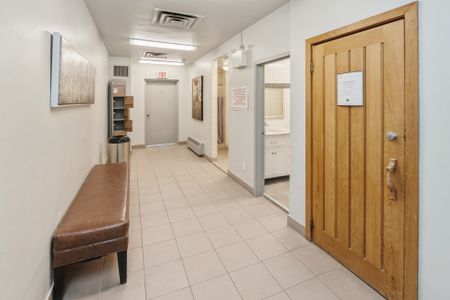 Deluxe Room - Wellesley - Photo 4