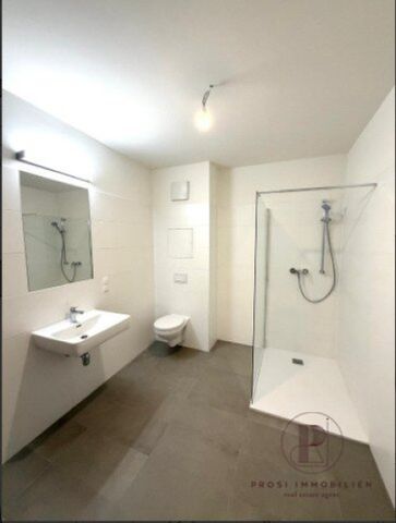 *2-Zimmerwohnung und Küche (möbliert) im 1.OG am Lendplatz* - Photo 3