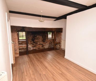 3 bedroom cottage to rent - Photo 2