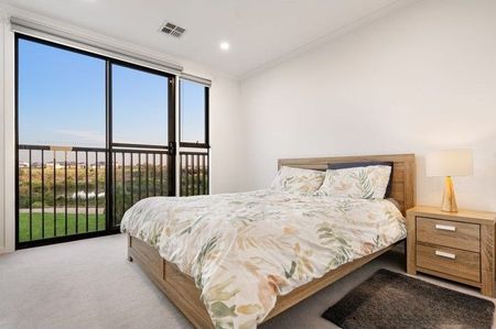 Stylish & Convenient Living in Prime Location - Photo 5