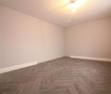 3 bedroom detached bungalow to rent - Photo 5