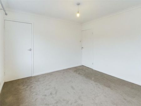 4 bedroom terraced house to rent - Photo 4