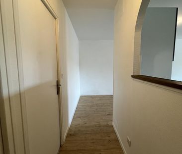 BERRU - Appartement Type 3 de 73m² avec deux places de parking - Photo 4