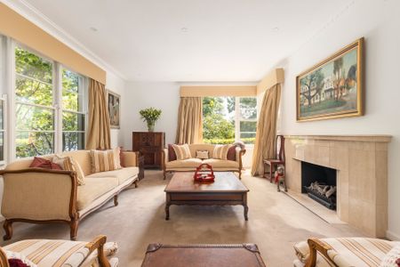 Thinking of selling? Contact our agent - Photo 2