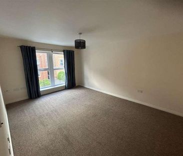 Chain Court, Old Town, SN1 - Photo 2