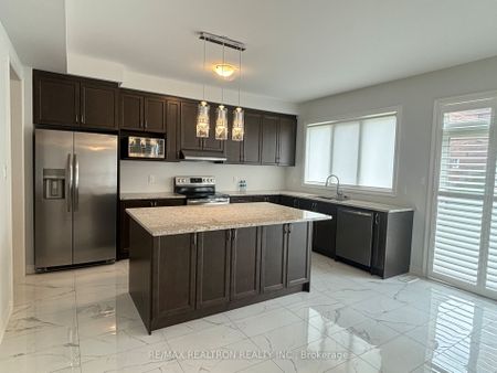 For Lease - 11 Father Muckle Avenue, Georgina, Ontario - Photo 3